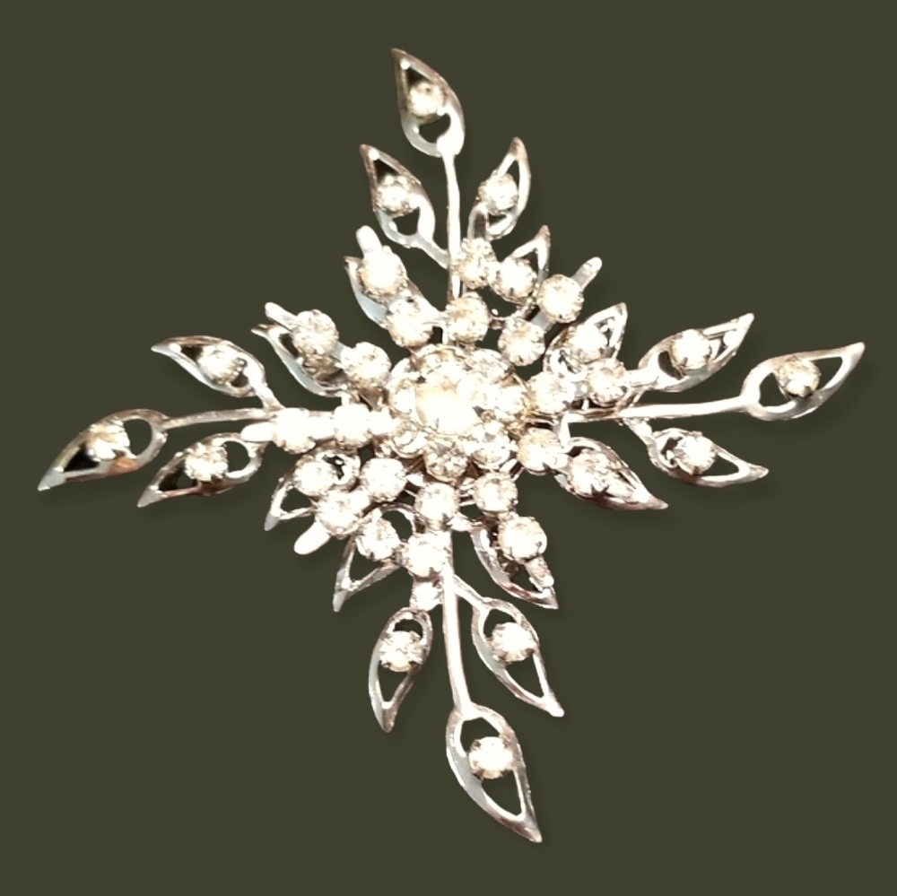 Vintage Mid Century Starburst Rhinestone Brooch Pin Silver Tone